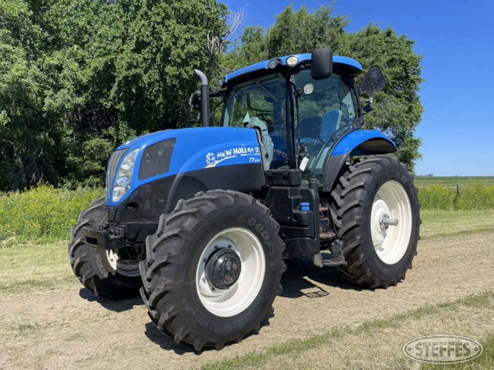 2012 New Holland T7.210